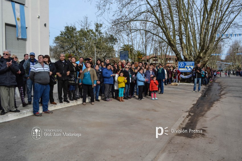 Los festejos del Bicentenario convocaron a miles de vecinos