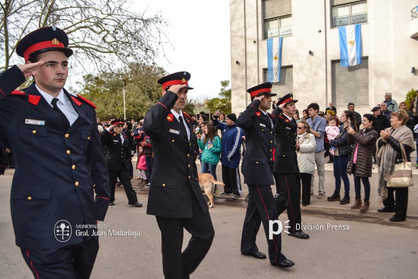 Los festejos del Bicentenario convocaron a miles de vecinos
