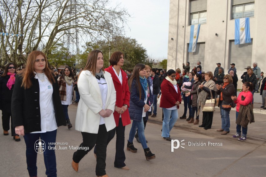 Los festejos del Bicentenario convocaron a miles de vecinos
