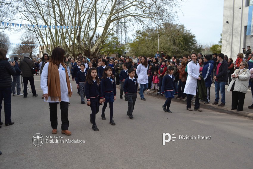 Los festejos del Bicentenario convocaron a miles de vecinos