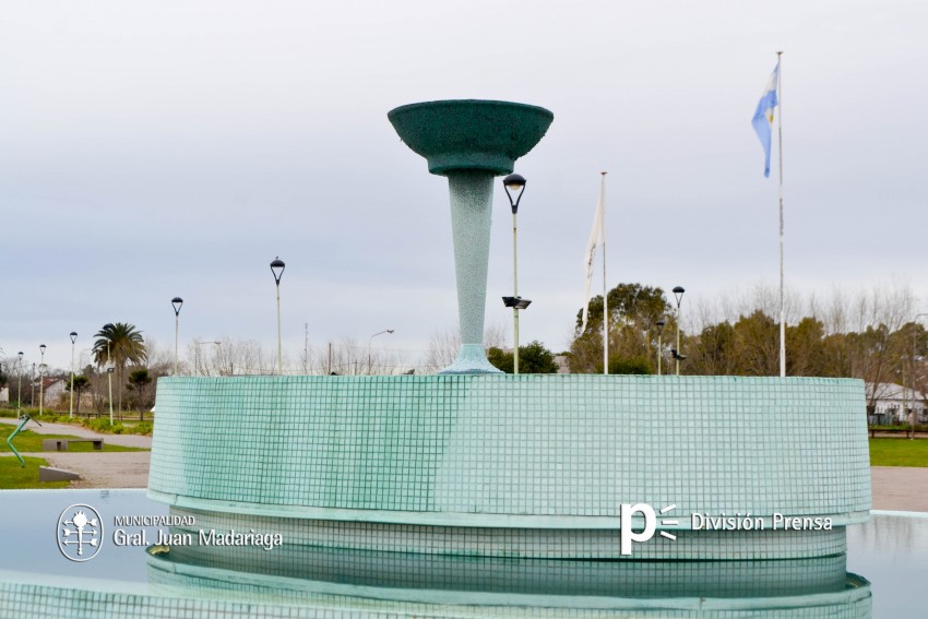 Mejoran la iluminaci�n de las plazas barriales