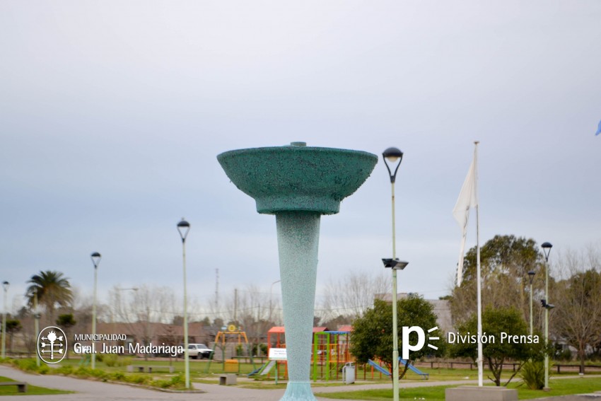 Mejoran la iluminaci�n de las plazas barriales