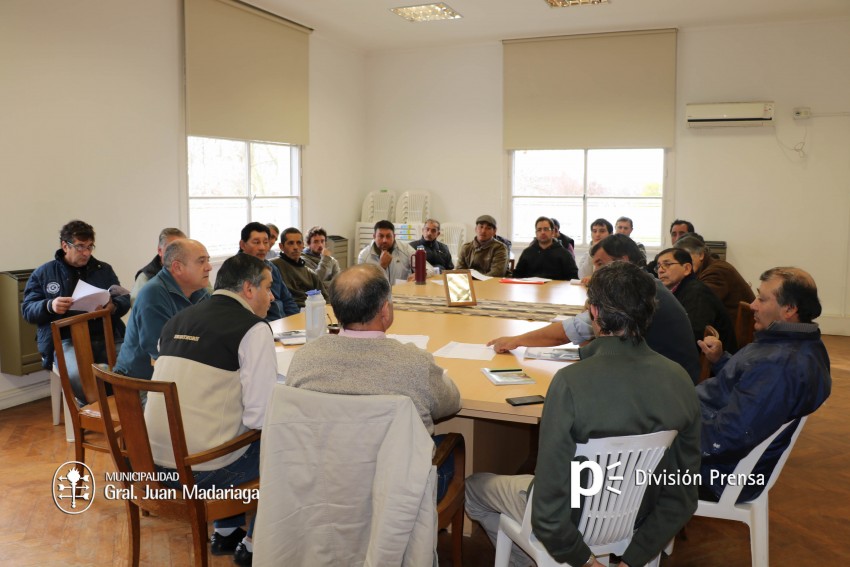 Viviendas sociales: reunin informativa con contratistas locales