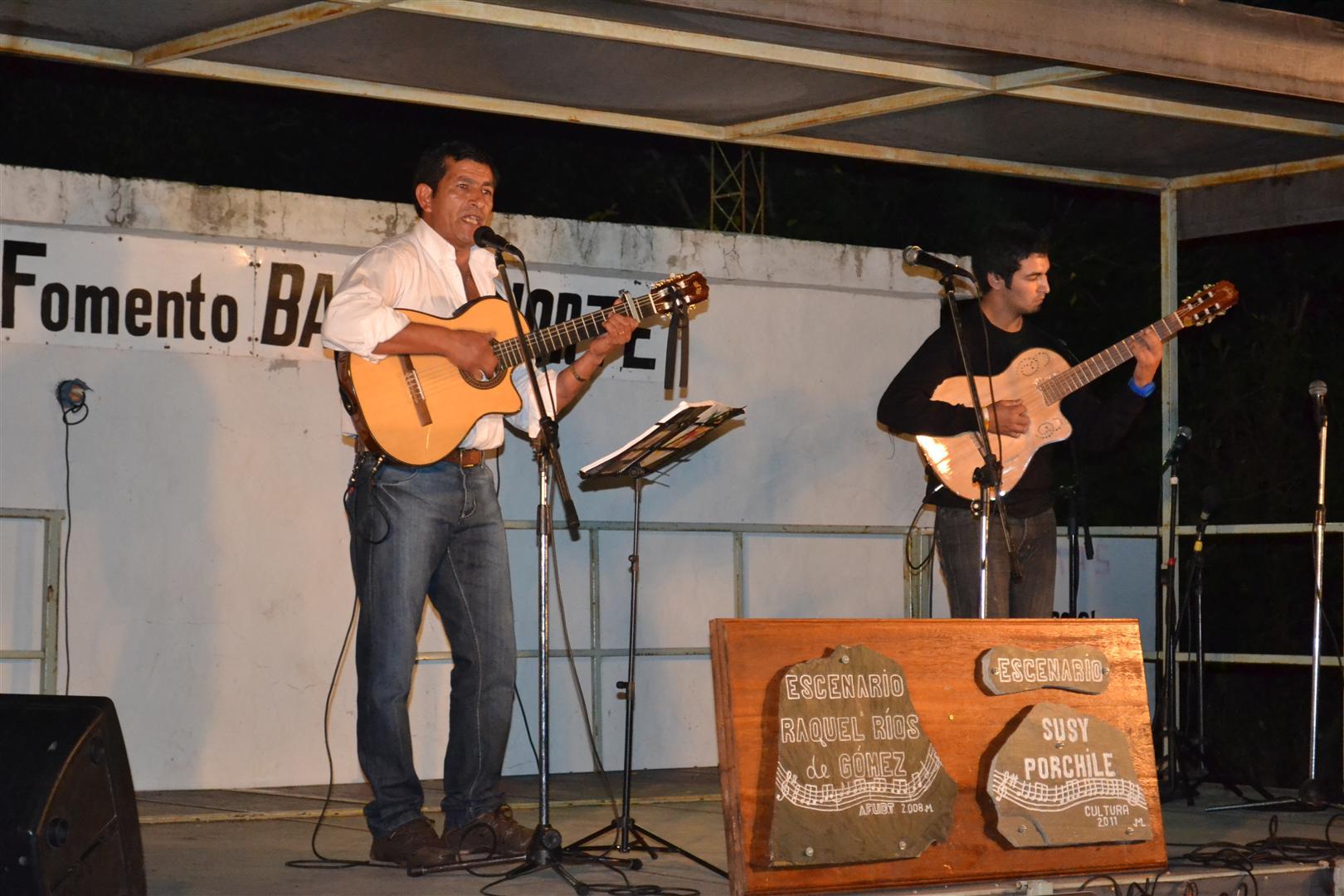 Folclore de domingo por la noche