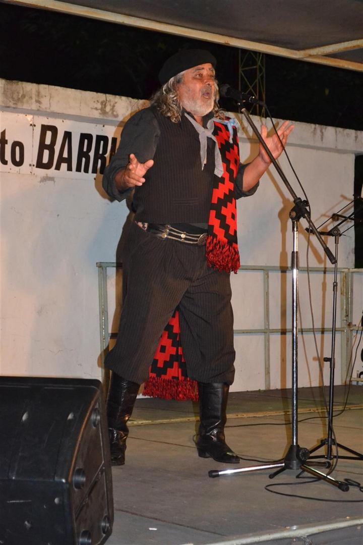 Folclore de domingo por la noche