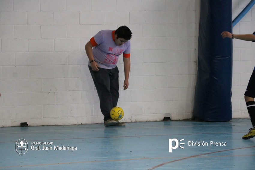 Se disput la etapa regional de futbol especial