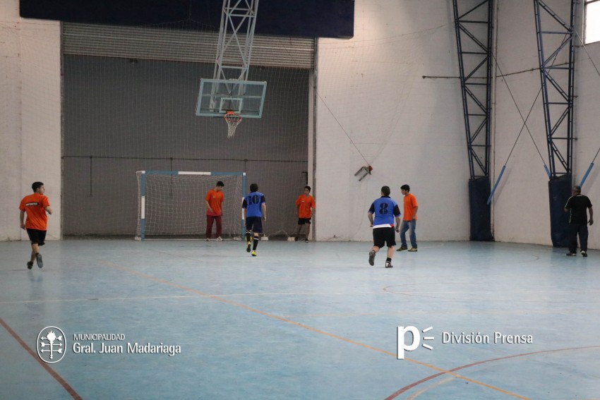 Se disput la etapa regional de futbol especial