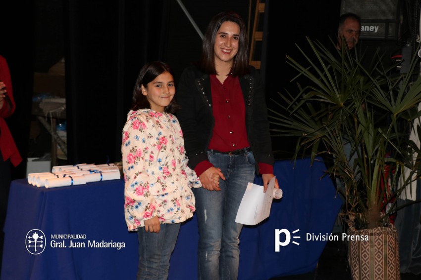 Entregaron certificados a las