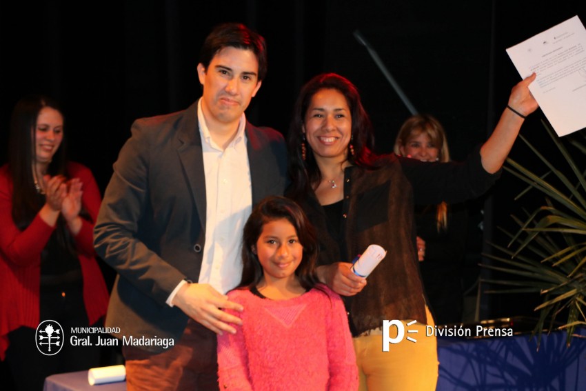 Entregaron certificados a las