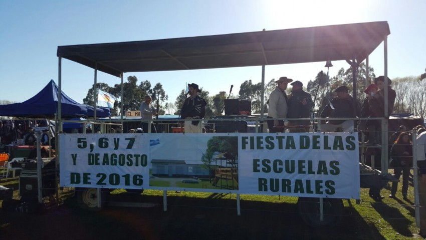 Autoridades municipales estuvieron presentes en la gran fiesta de las 