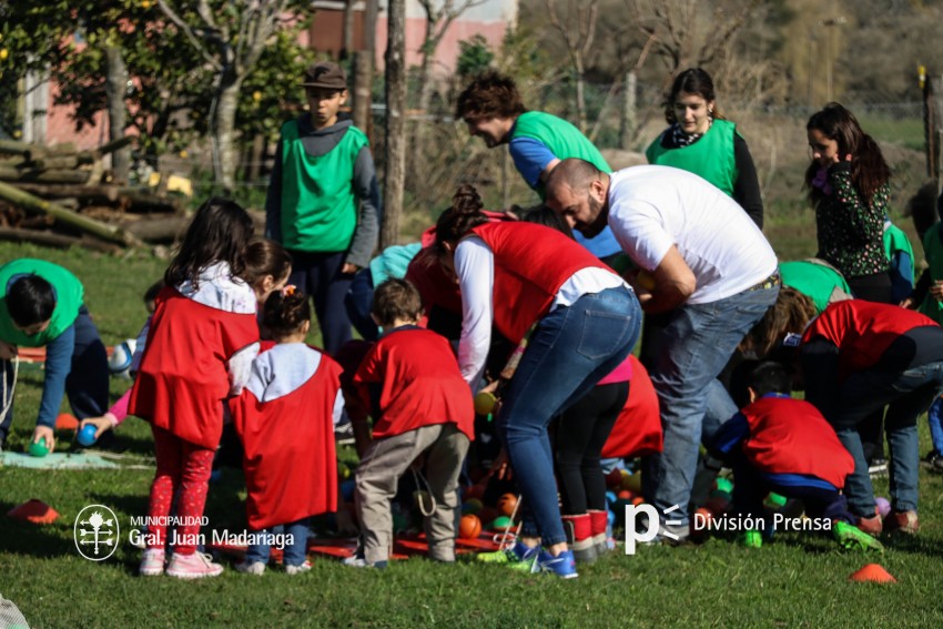 Festejos anticipados por el Da del Nio en Macedo
