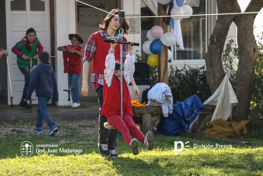 Festejos anticipados por el Da del Nio en Macedo