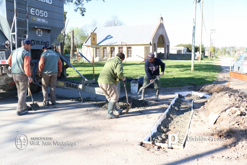 La planta mvil de hormign comenz con la tarea de bacheo