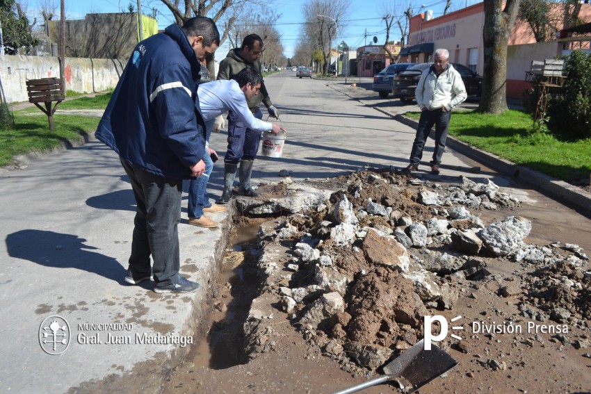 Cierre de calle y desv�os por la rotura de un ca�o