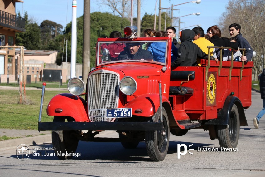 Multitudinario festejo por el Da del nio en el Paseo del Bicentenari