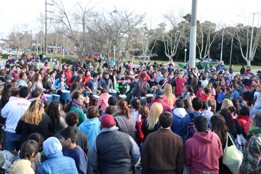 Multitudinario festejo por el Da del nio en el Paseo del Bicentenari