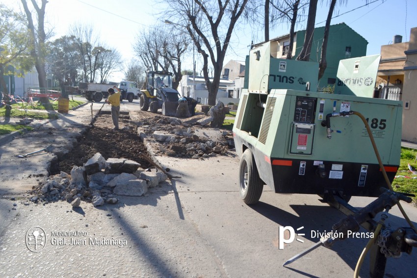 Iniciaron la reparacin de la cinta asfltica en calle Zubiaurre