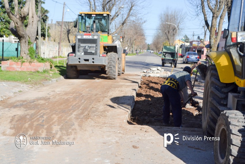 Iniciaron la reparacin de la cinta asfltica en calle Zubiaurre