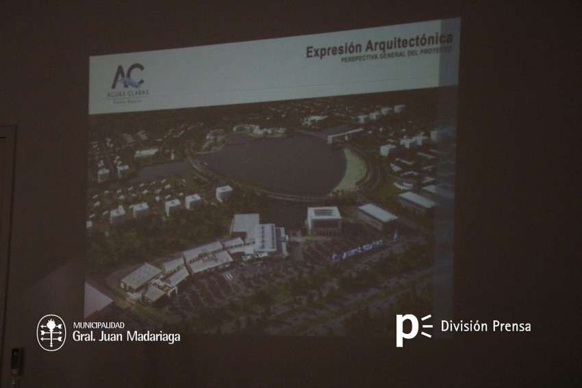 Presentaron ante las autoridades del Ejecutivo el proyecto inmobiliari