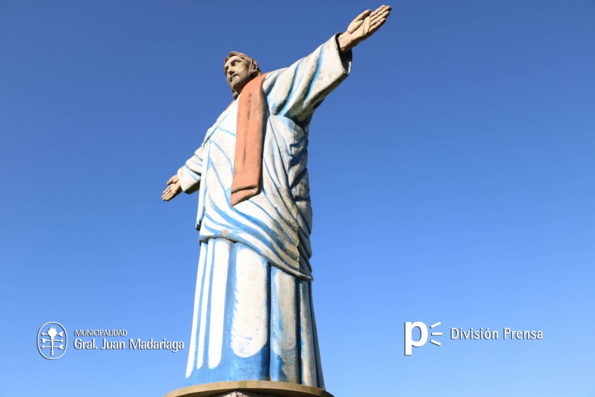 Reacondicionan el Cristo de Ruta 56 y Olavarra