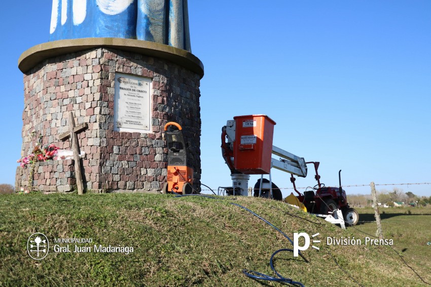 Reacondicionan el Cristo de Ruta 56 y Olavarra