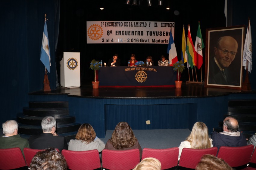 El Rotary Club organizó una charla sobre violencia de género y trata d