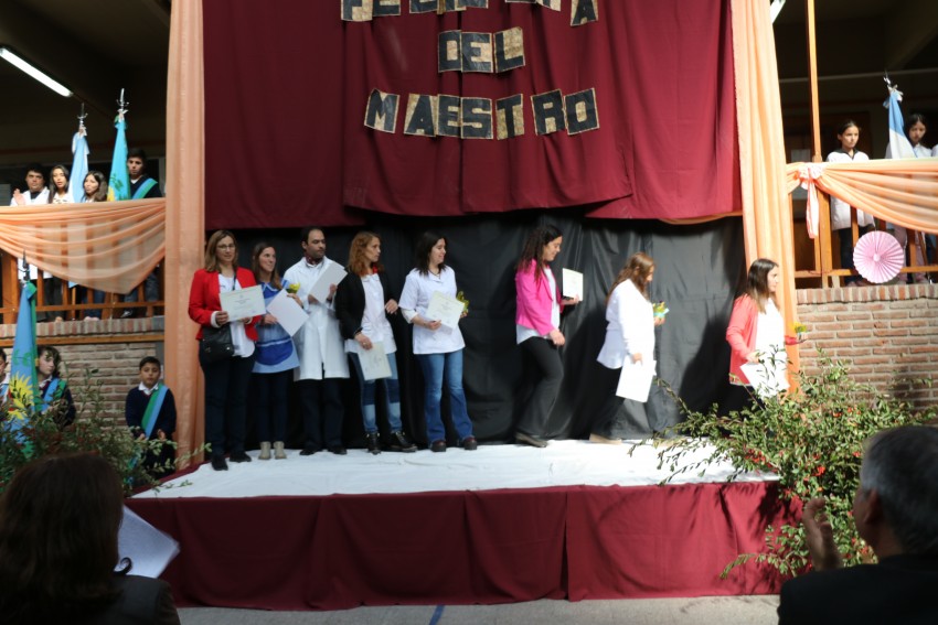 Miembros del ejecutivo participaron el Acto Unificado por el da del m