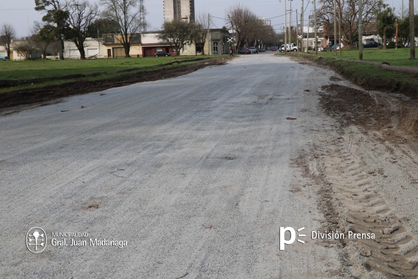 Continan las mejoras de calles en distintos puntos de la ciudad