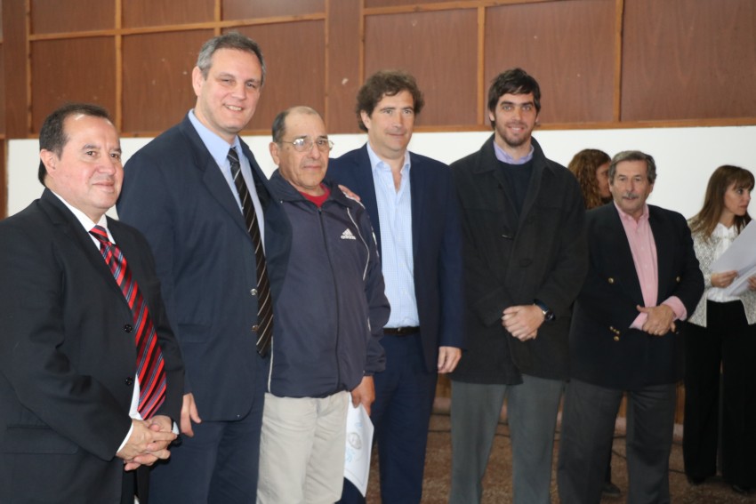 Entregaron escrituras de viviendas sociales