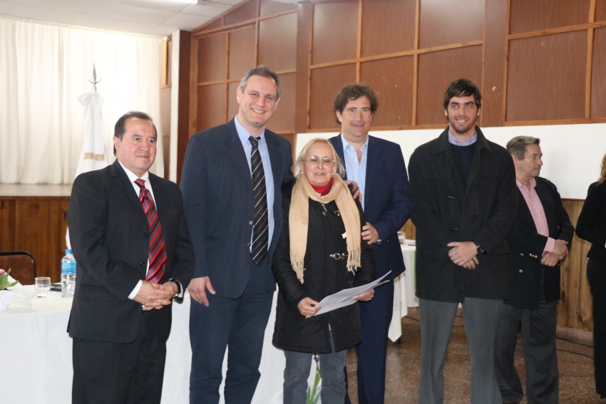 Entregaron escrituras de viviendas sociales