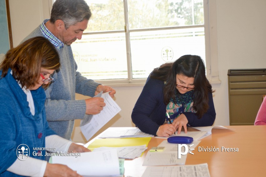 Entregaron bienes de capital a los beneficiarios de los micro-créditos