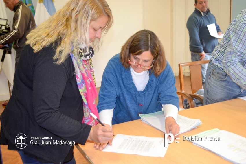 Entregaron bienes de capital a los beneficiarios de los micro-créditos