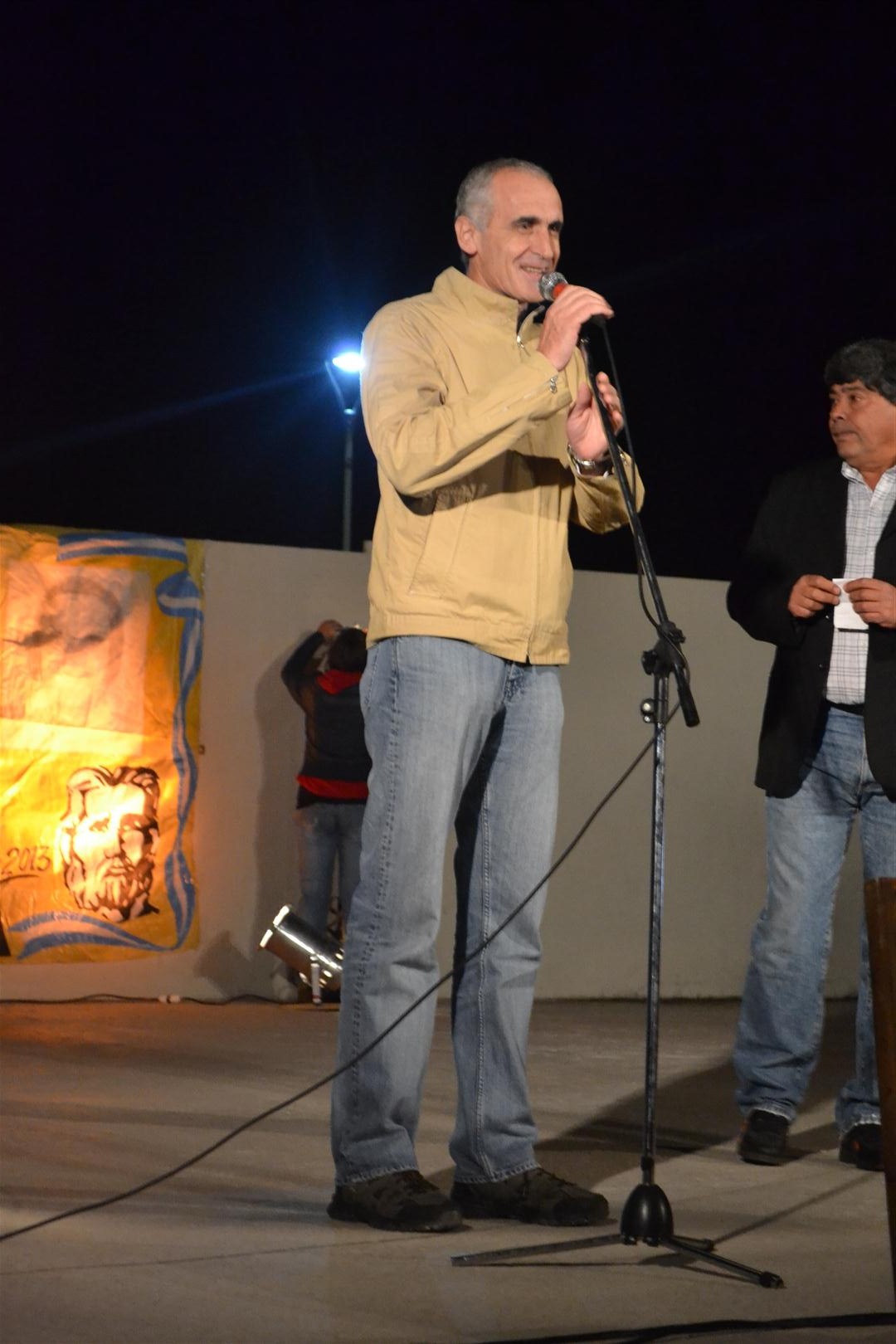 Un cierre bajo las estrellas