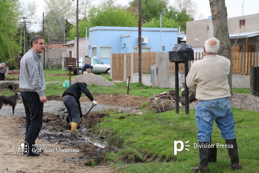 Santoro supervis el avance de distintas obras