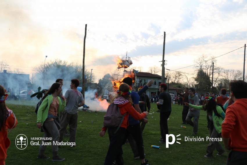 Estudiantina 2016 - �lbum de fotos completo
