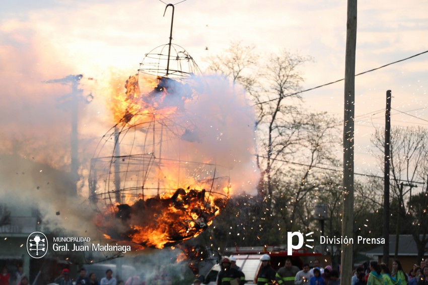 Estudiantina 2016 - �lbum de fotos completo