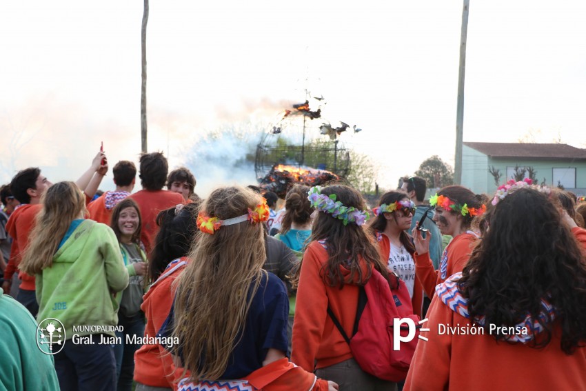 Estudiantina 2016 - �lbum de fotos completo