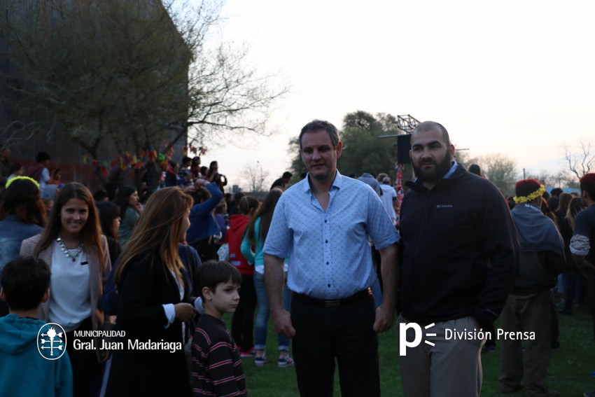 Estudiantina 2016 - �lbum de fotos completo