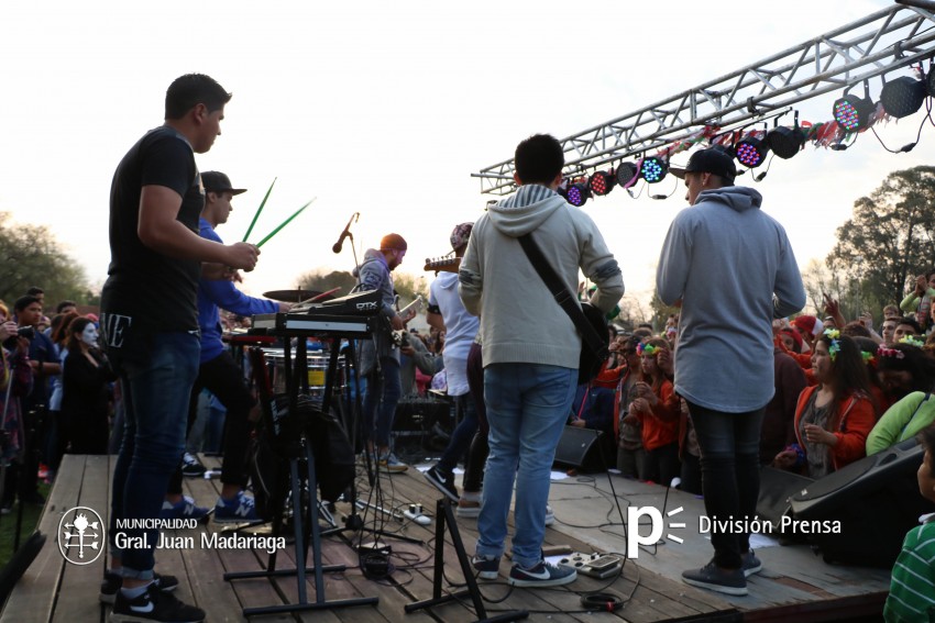 Estudiantina 2016 - �lbum de fotos completo