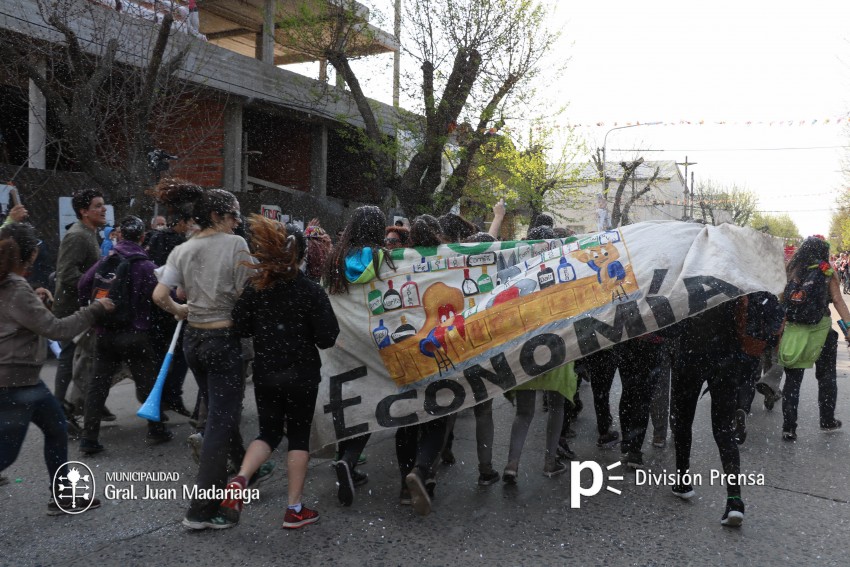 Estudiantina 2016 - �lbum de fotos completo