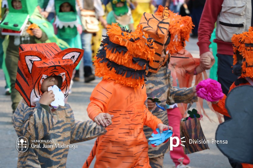 Estudiantina 2016 - �lbum de fotos completo