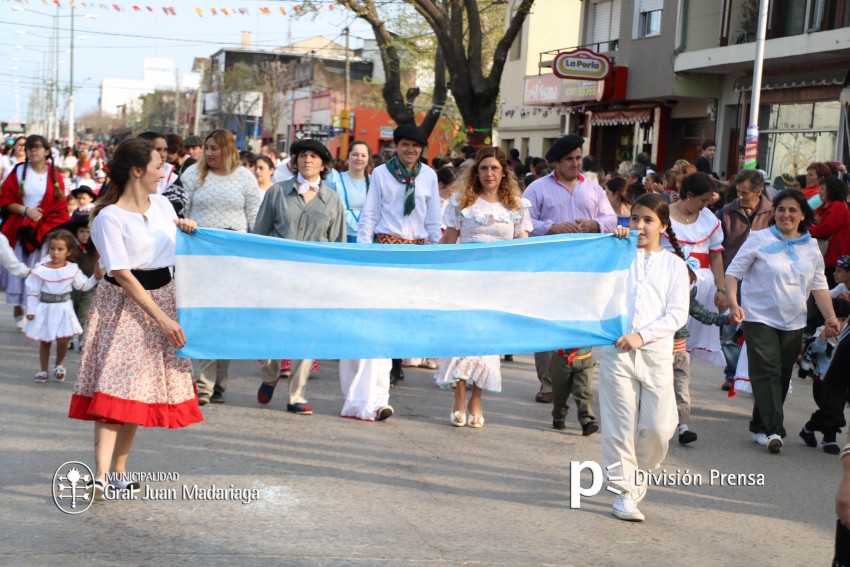 Estudiantina 2016 - �lbum de fotos completo