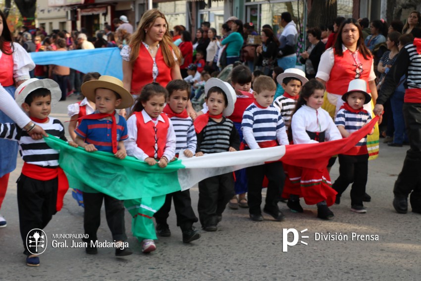 Estudiantina 2016 - �lbum de fotos completo