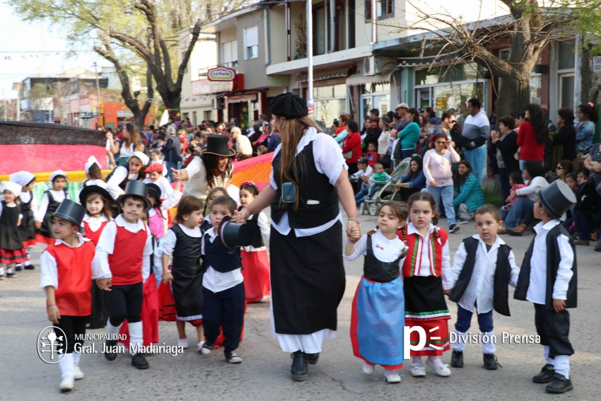 Estudiantina 2016 - �lbum de fotos completo