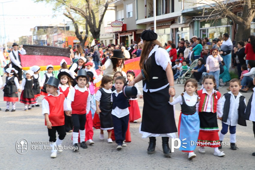 Estudiantina 2016 - �lbum de fotos completo