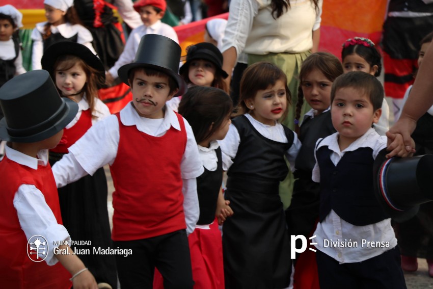 Estudiantina 2016 - �lbum de fotos completo