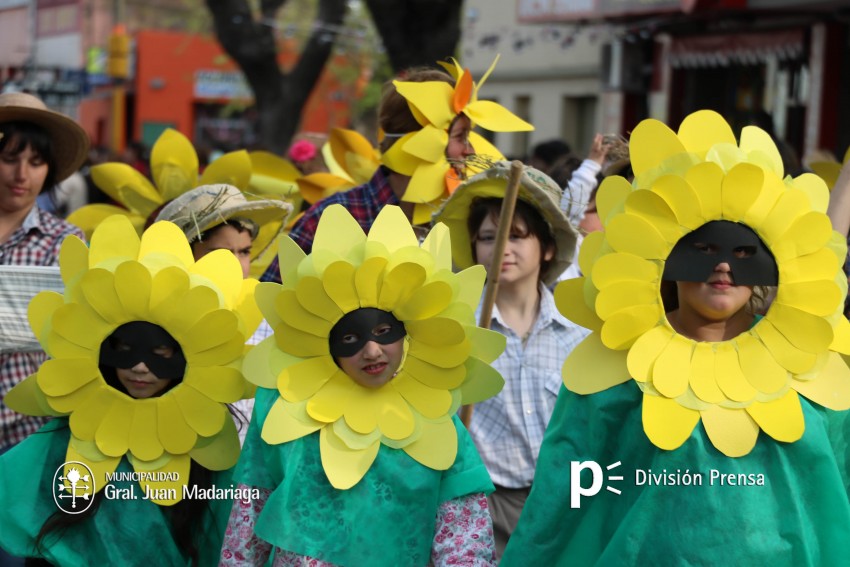 Estudiantina 2016 - �lbum de fotos completo
