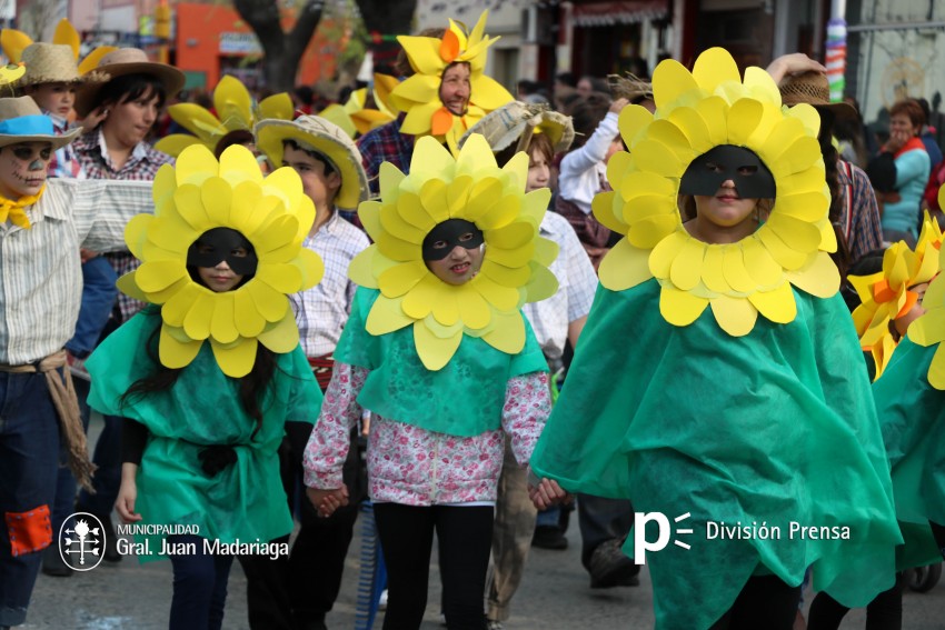 Estudiantina 2016 - �lbum de fotos completo