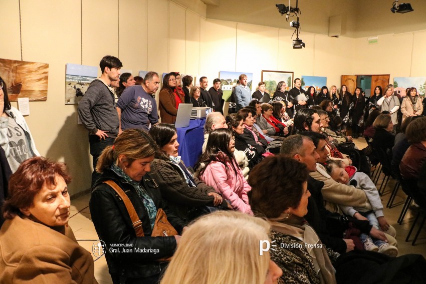 Santoro visit la muestra de Estancias Fundadoras