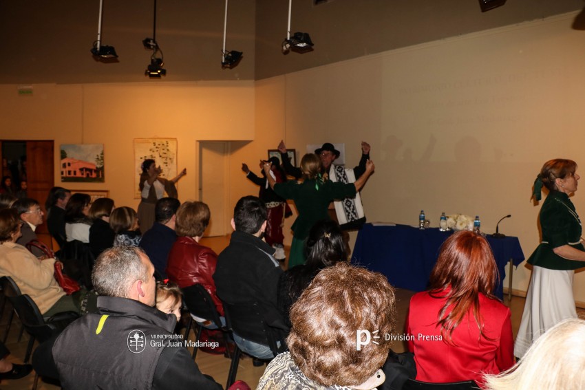 Santoro visit la muestra de Estancias Fundadoras